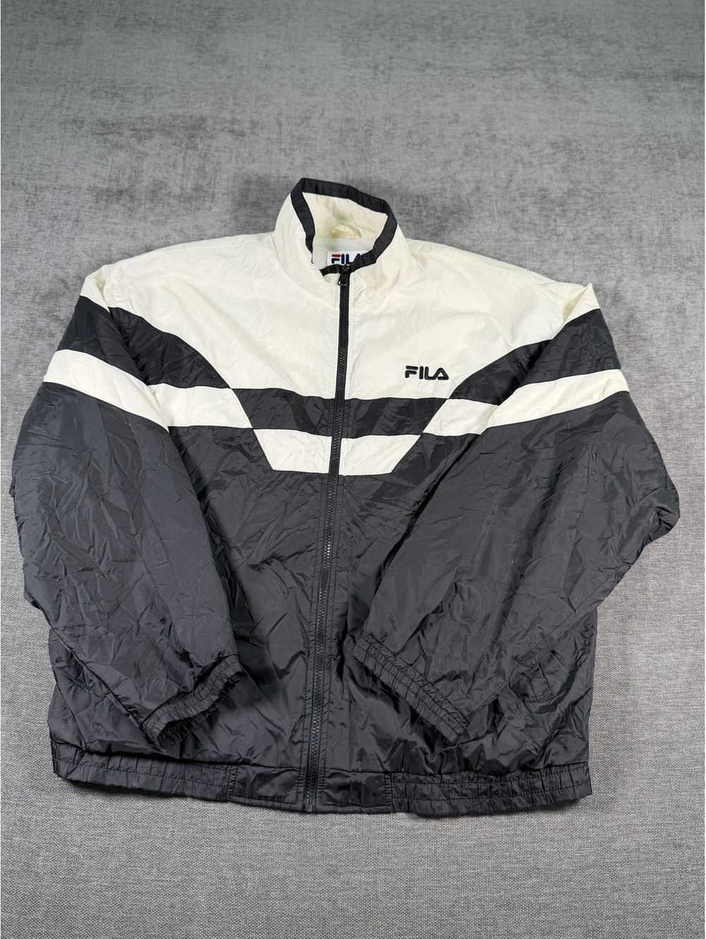 FILA Vintage Nylon Windbreaker Jacket Medium Black and White